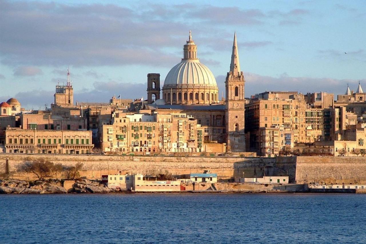 Picturesque Sliema Pad Steps From The Seafront Daire Dış mekan fotoğraf